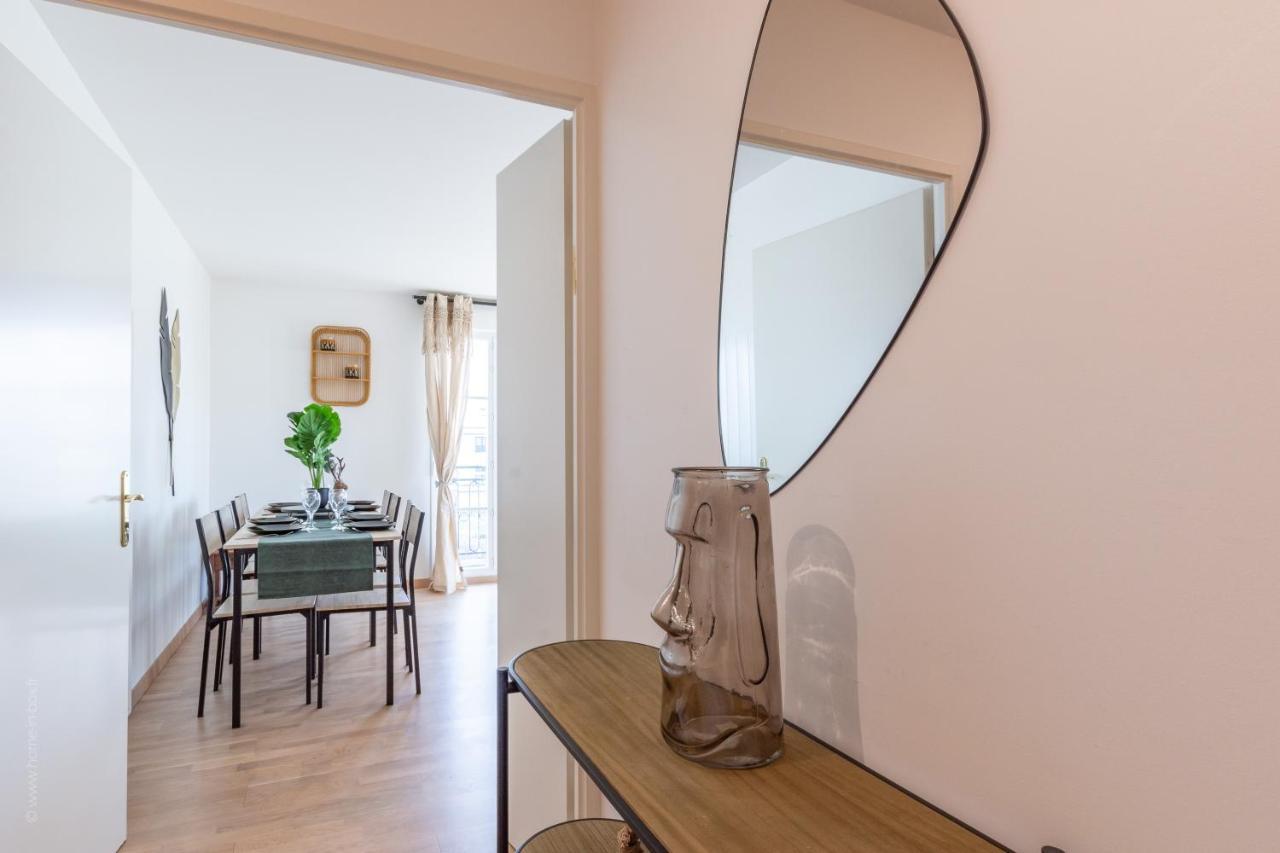Luxe Flat For 7 - Fairytale Factory Apartment Bussy-Saint-Georges Exterior photo